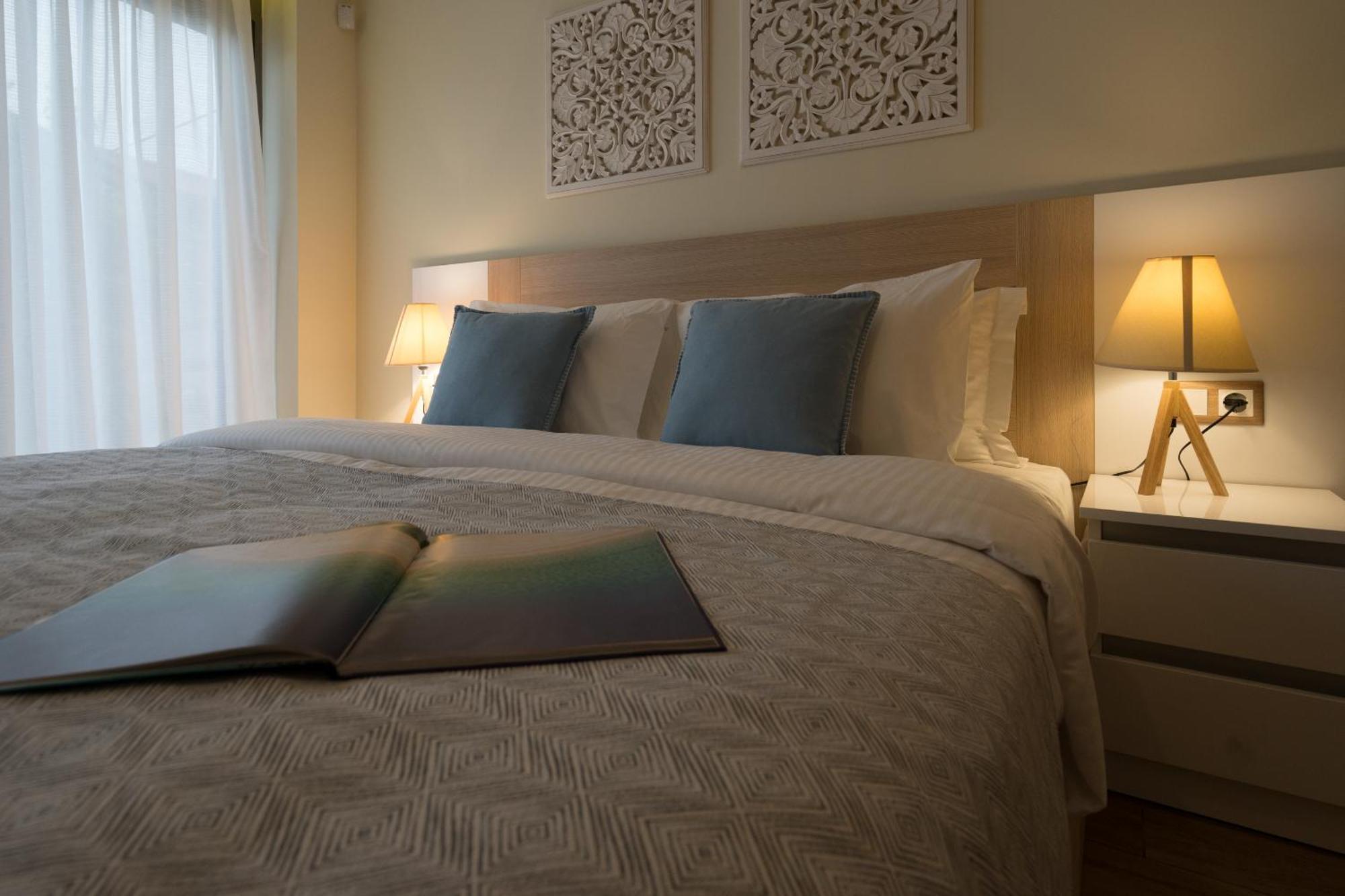 הרסוניסוס Lemar Luxury Apartments מראה חיצוני תמונה