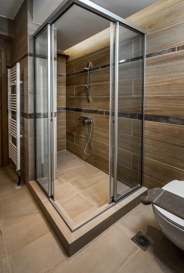 הרסוניסוס Lemar Luxury Apartments מראה חיצוני תמונה