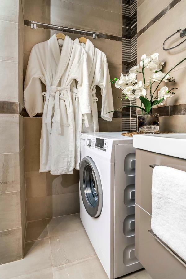 הרסוניסוס Lemar Luxury Apartments מראה חיצוני תמונה