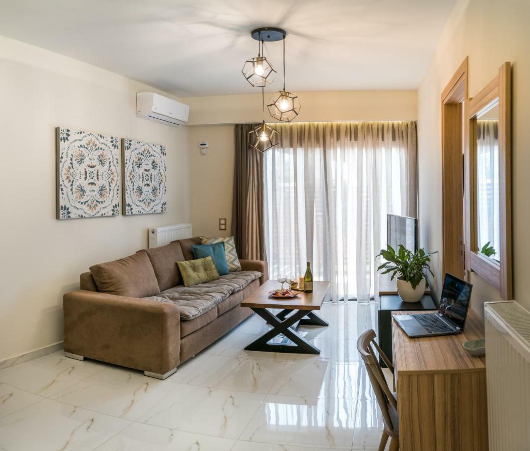 הרסוניסוס Lemar Luxury Apartments מראה חיצוני תמונה