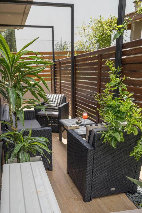 הרסוניסוס Lemar Luxury Apartments מראה חיצוני תמונה